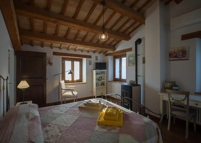 Quelli Del Picchio Bed & Breakfast 3*
